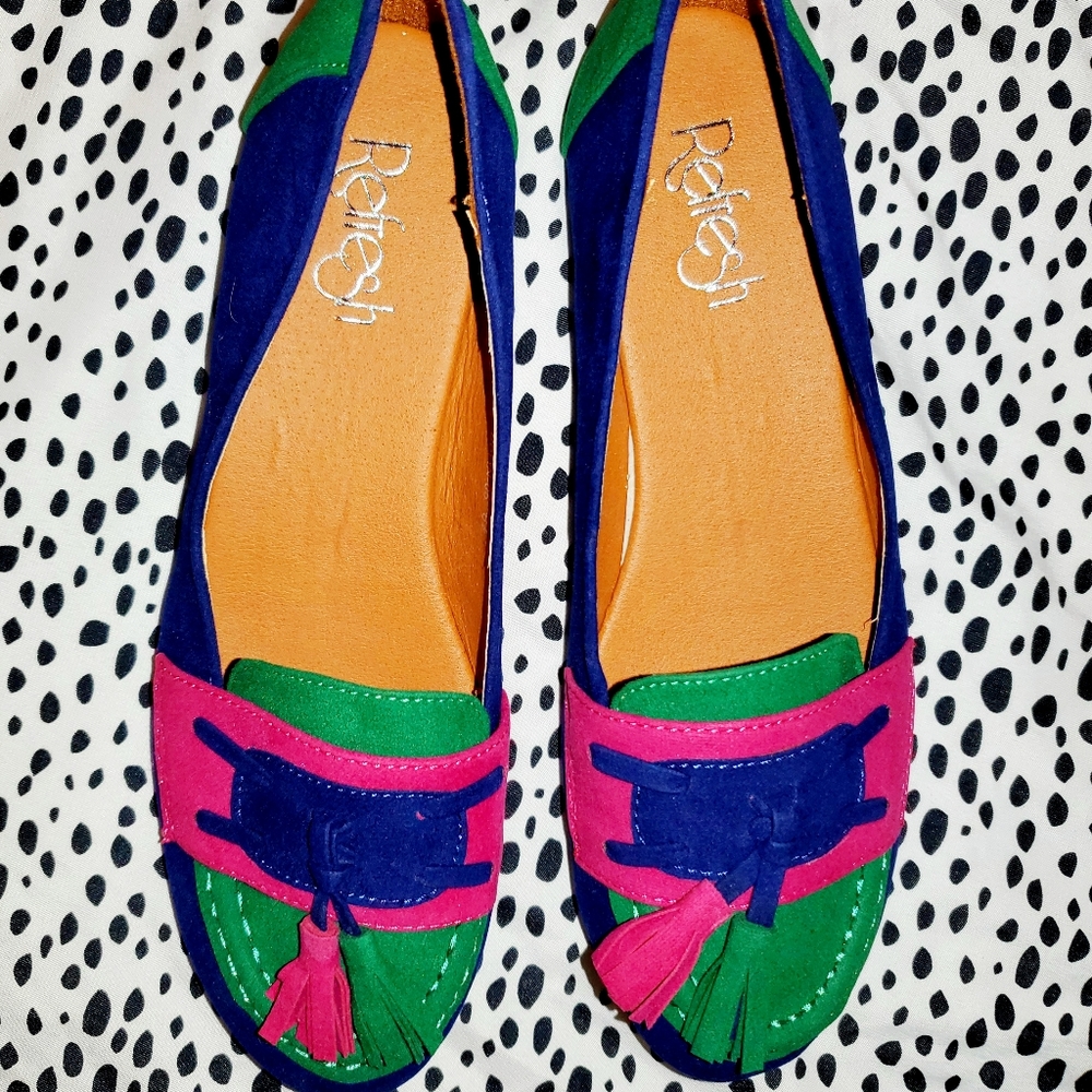 Brand New.. Beautiful Multicolored Loafers/Flats.